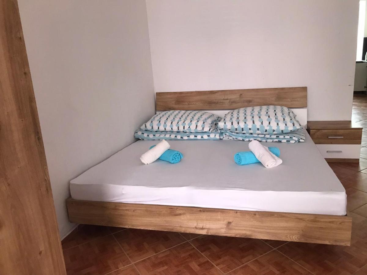 Dvacitka Apartment Ceske Budejovice Ngoại thất bức ảnh